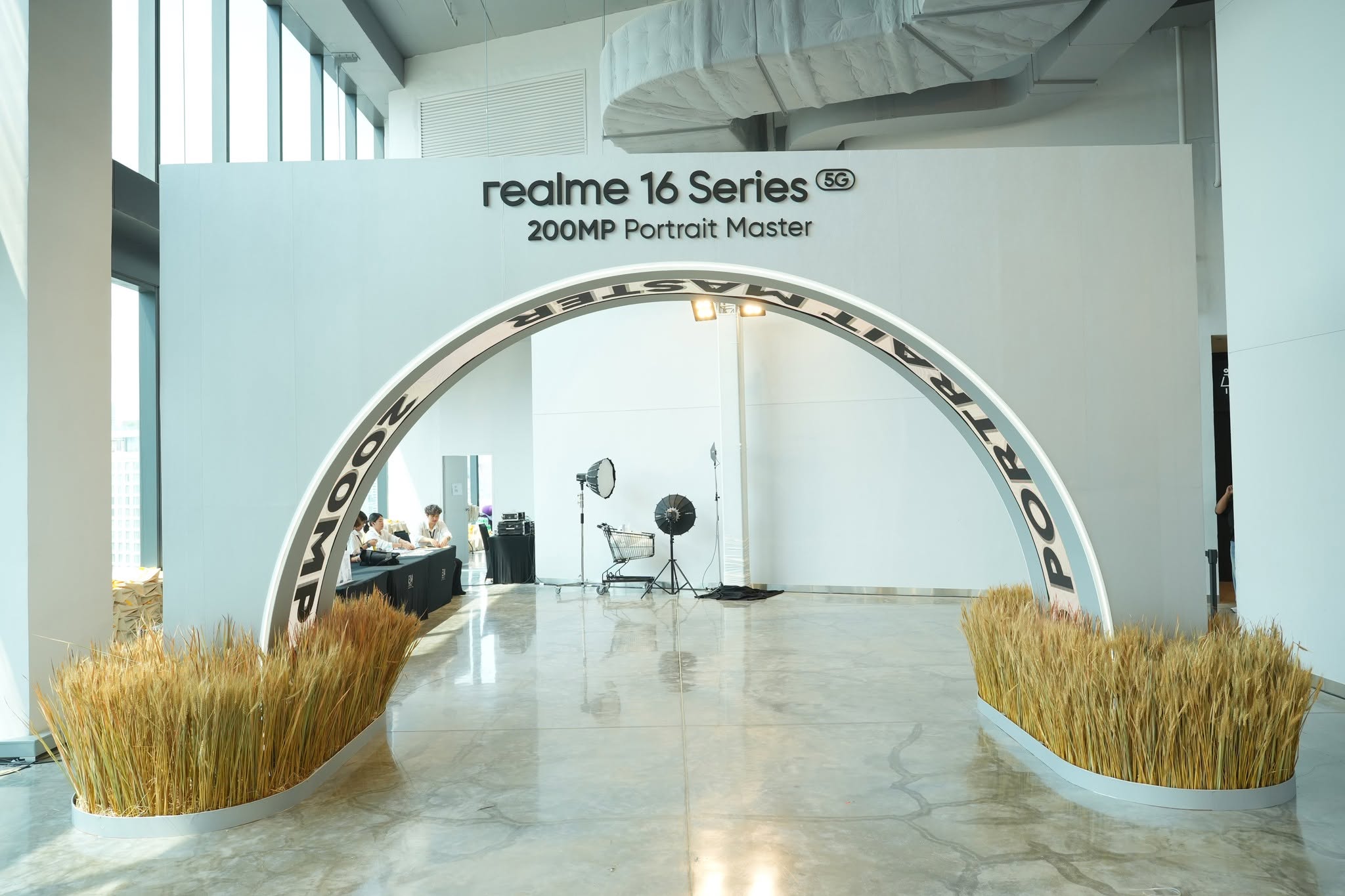 realme 16 Series 5G launch event LED display at EmSphere Bangkok